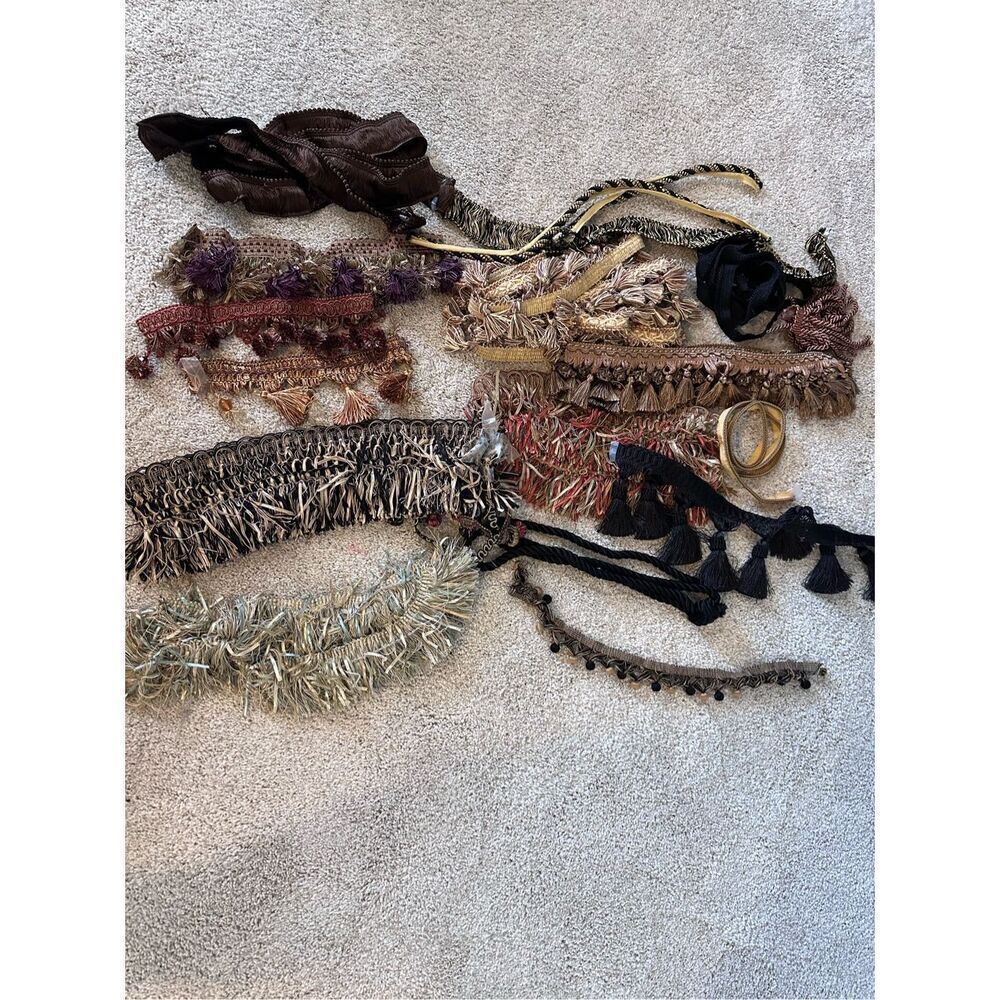 Decorator fringe assortment